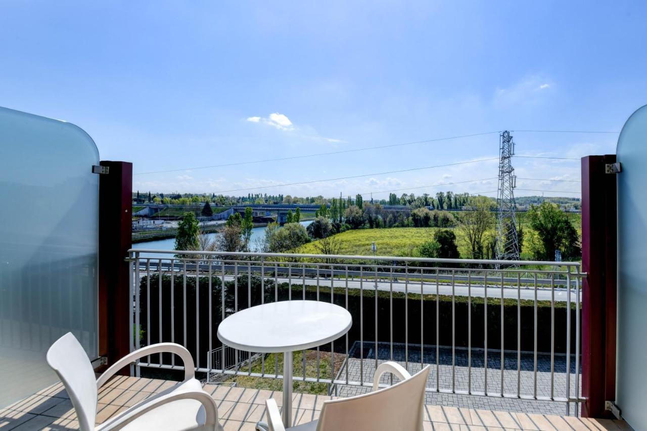 Hotel Rivus Peschiera del Garda Eksteriør bilde