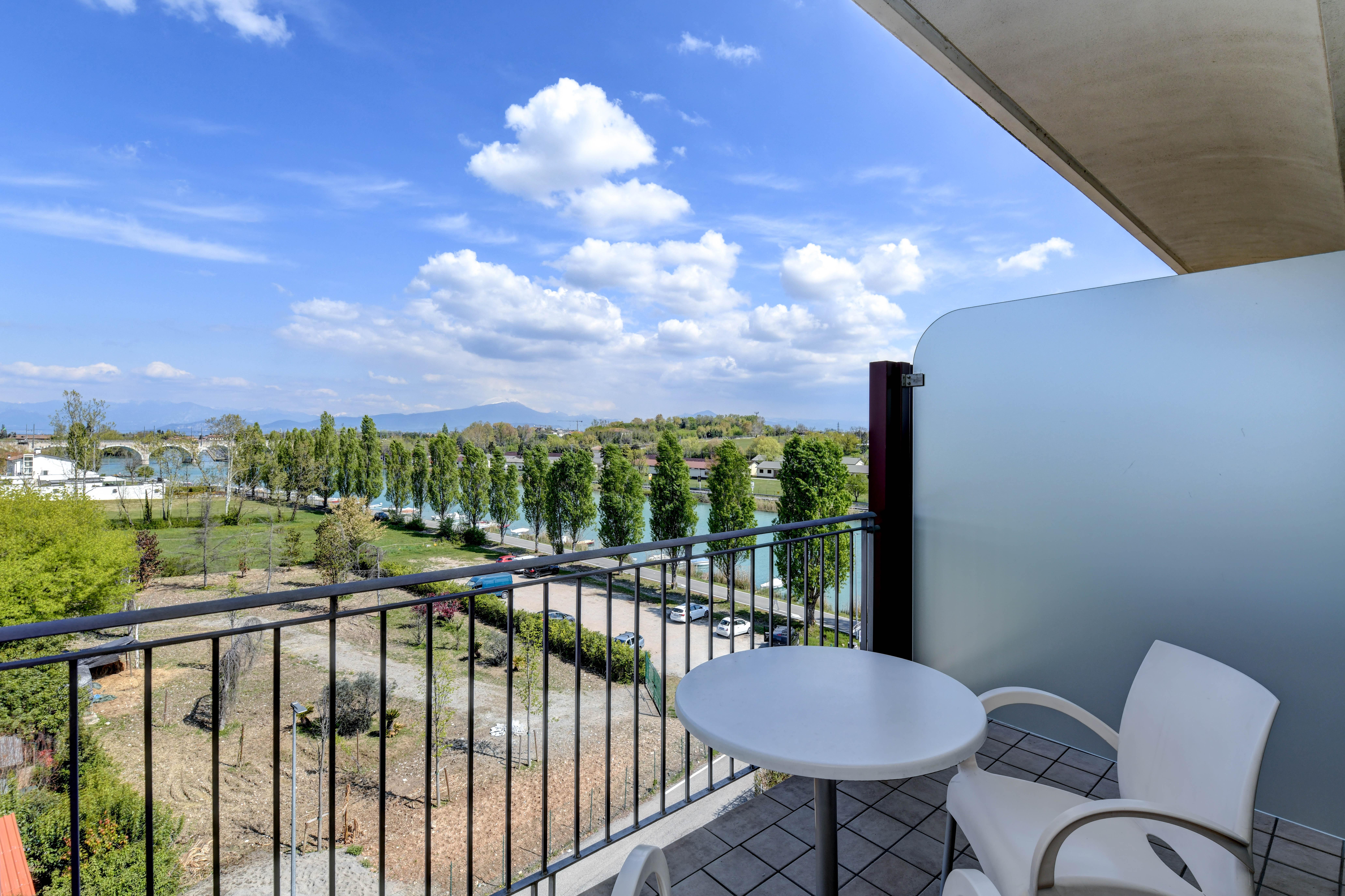 Hotel Rivus Peschiera del Garda Eksteriør bilde